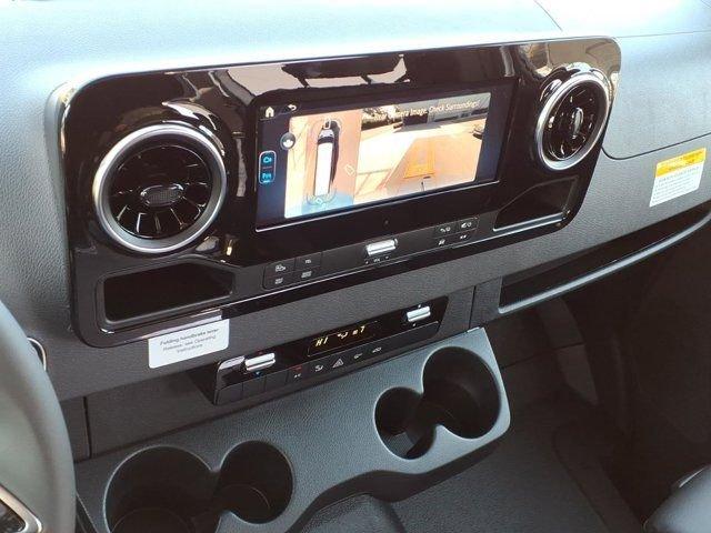 صورة 6 لـ 2026 Mercedes-BENZ OTHERS