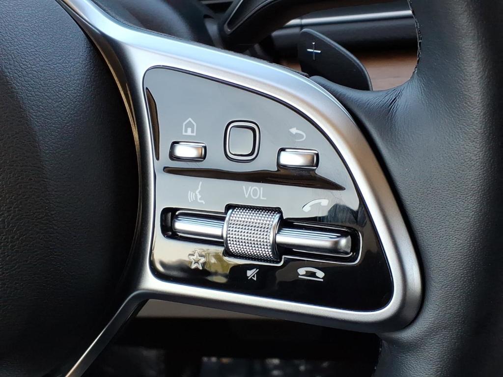 MERCEDES-BENZ GLS - 10