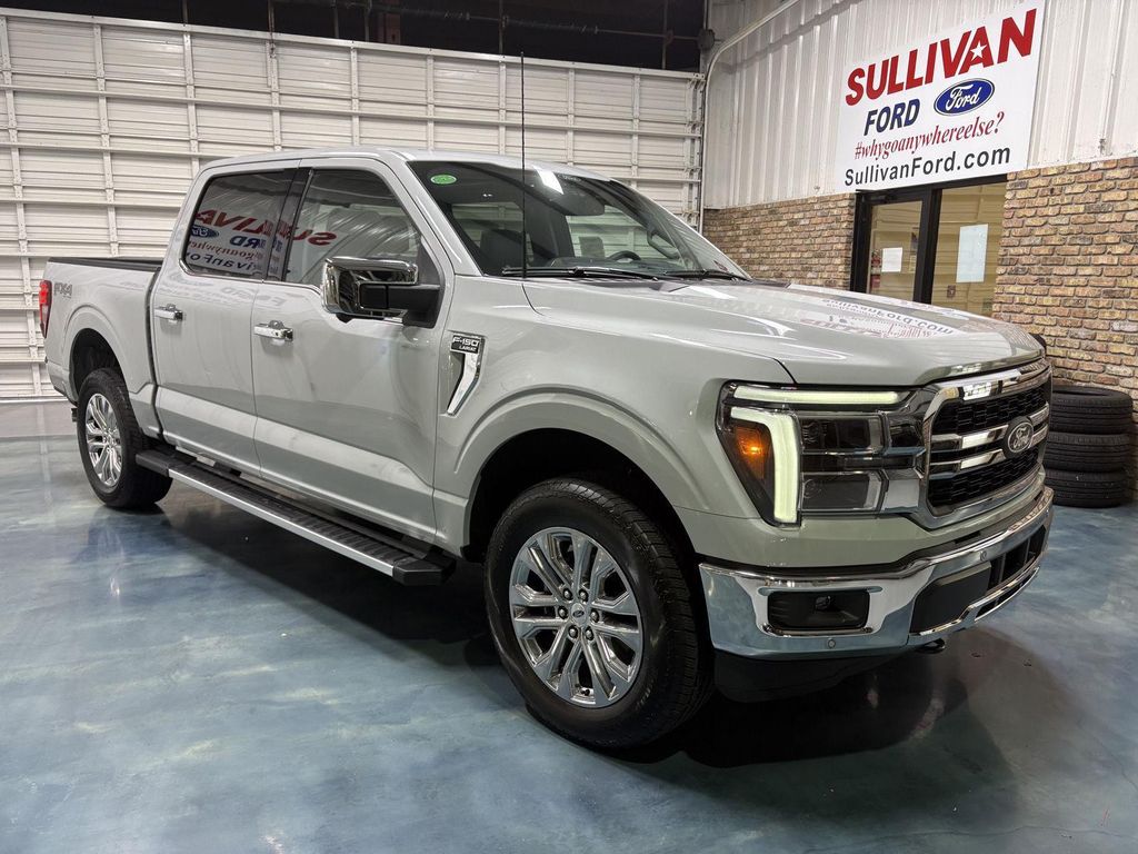 صورة 3 لـ 2026 FORD F-150 LARIAT