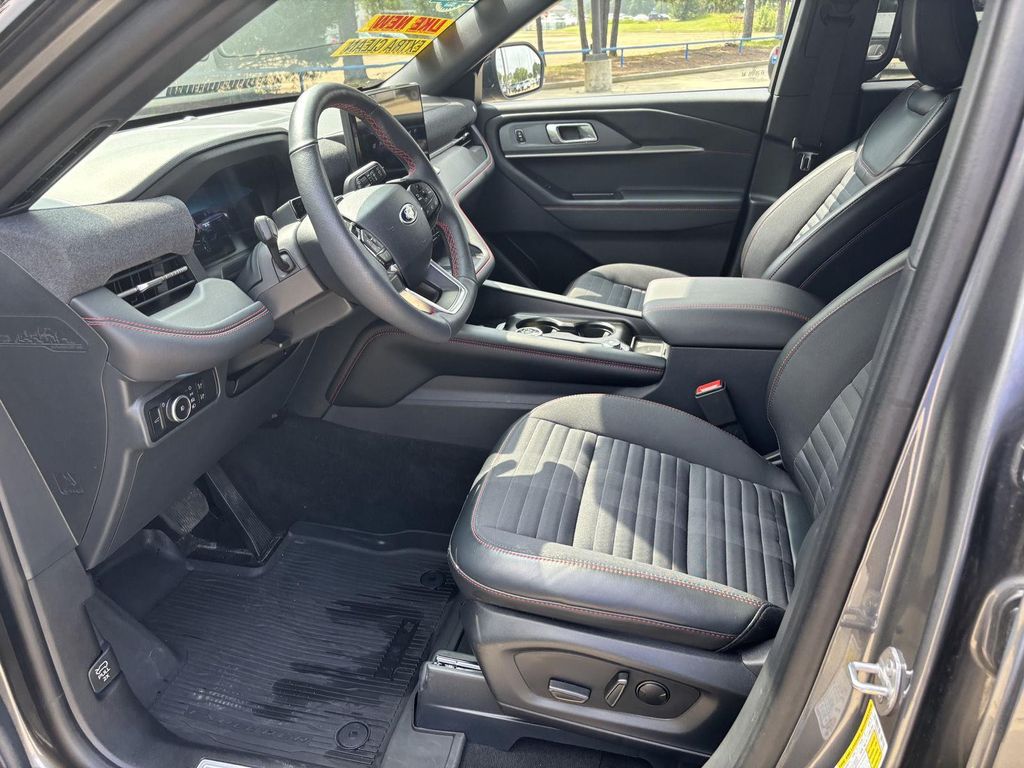 2025 FORD EXPLORER ST-LINE 缩略图 16