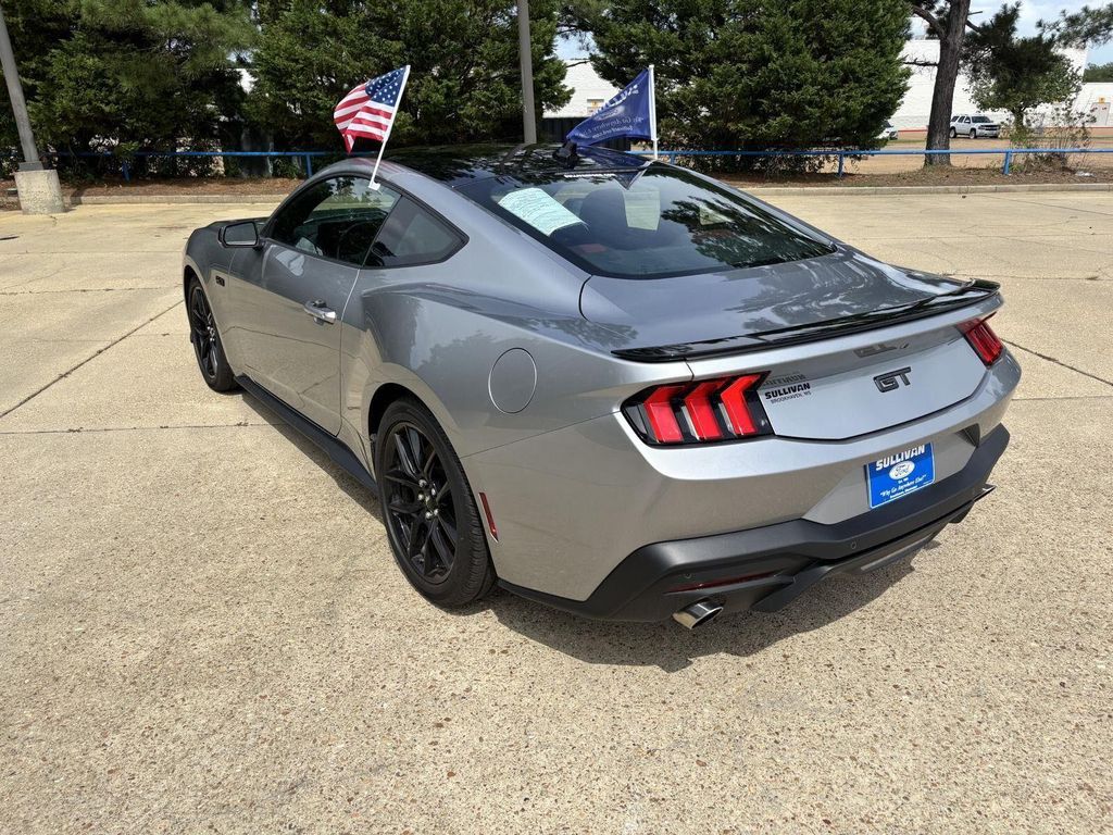 صورة مصغرة 7 لـ 2025 FORD MUSTANG GT PREMIUM