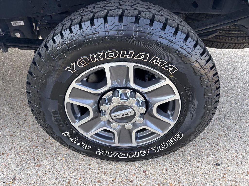 2025 FORD F-250 XLT 照片 9