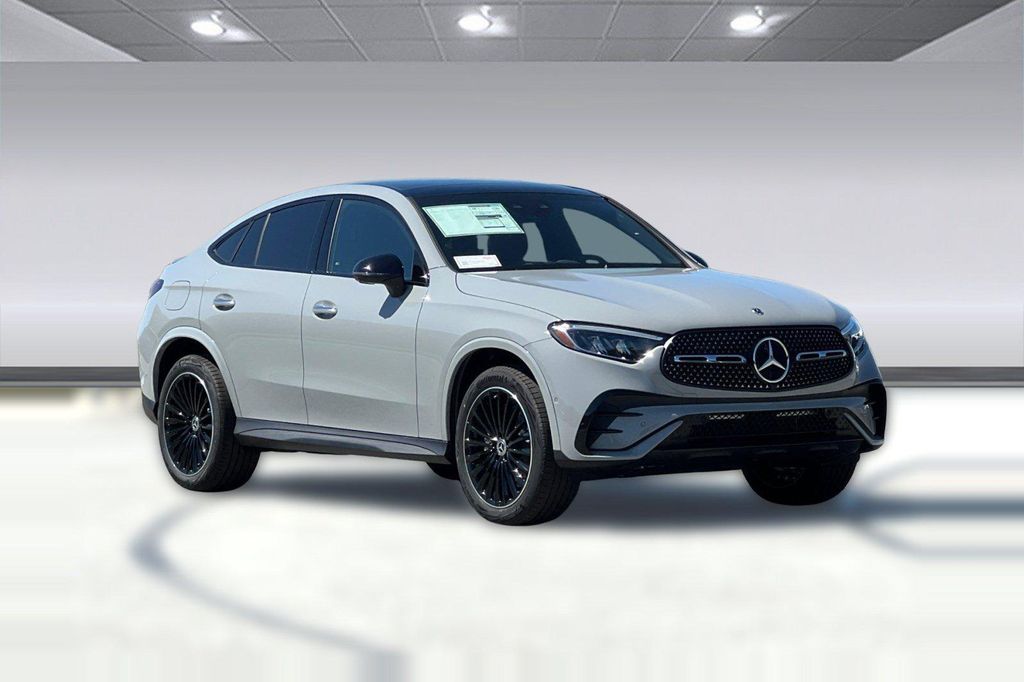 2026 Mercedes-BENZ GLC — фото 6