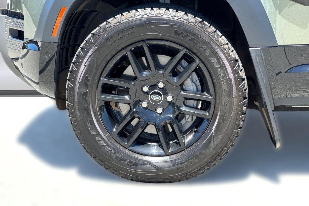 صورة مصغرة 12 لـ 2021 LAND Rover DEFENDER 90 X-DYNAMIC S