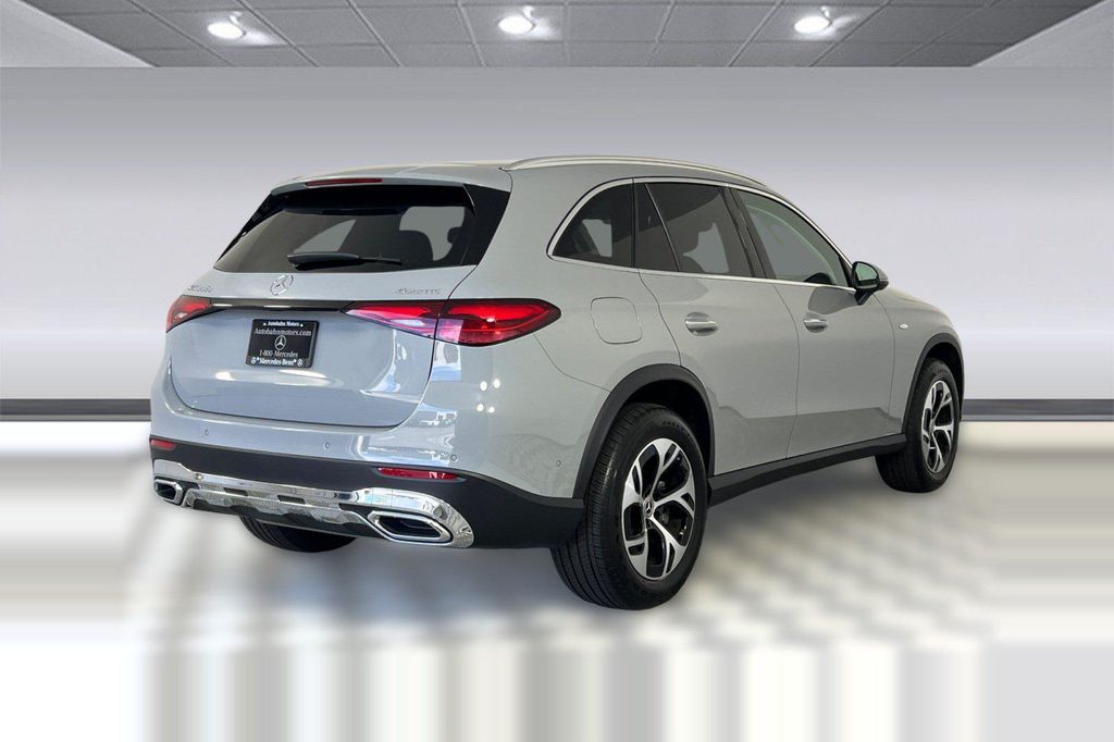 2025 Mercedes-BENZ GLC 照片 8