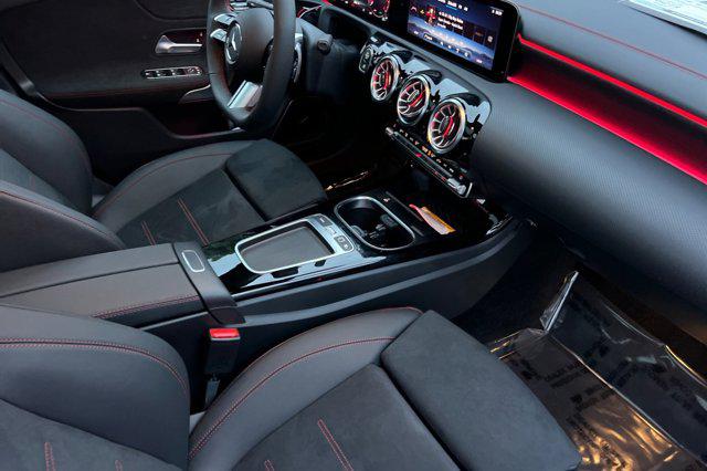 2026 Mercedes-BENZ CLA — миниатюра 27
