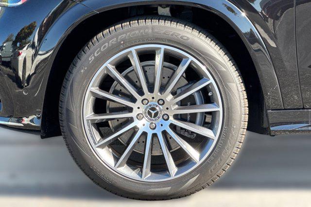 Thumbnail 11