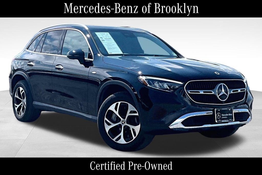 صورة 1 لـ 2025 Mercedes-BENZ GLC