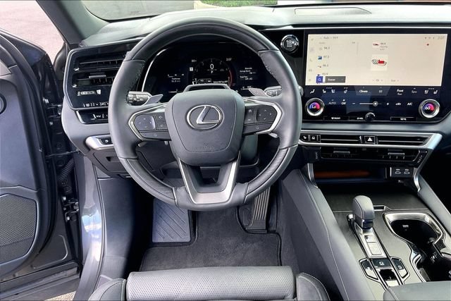 صورة 5 لـ 2025 Lexus RX 350