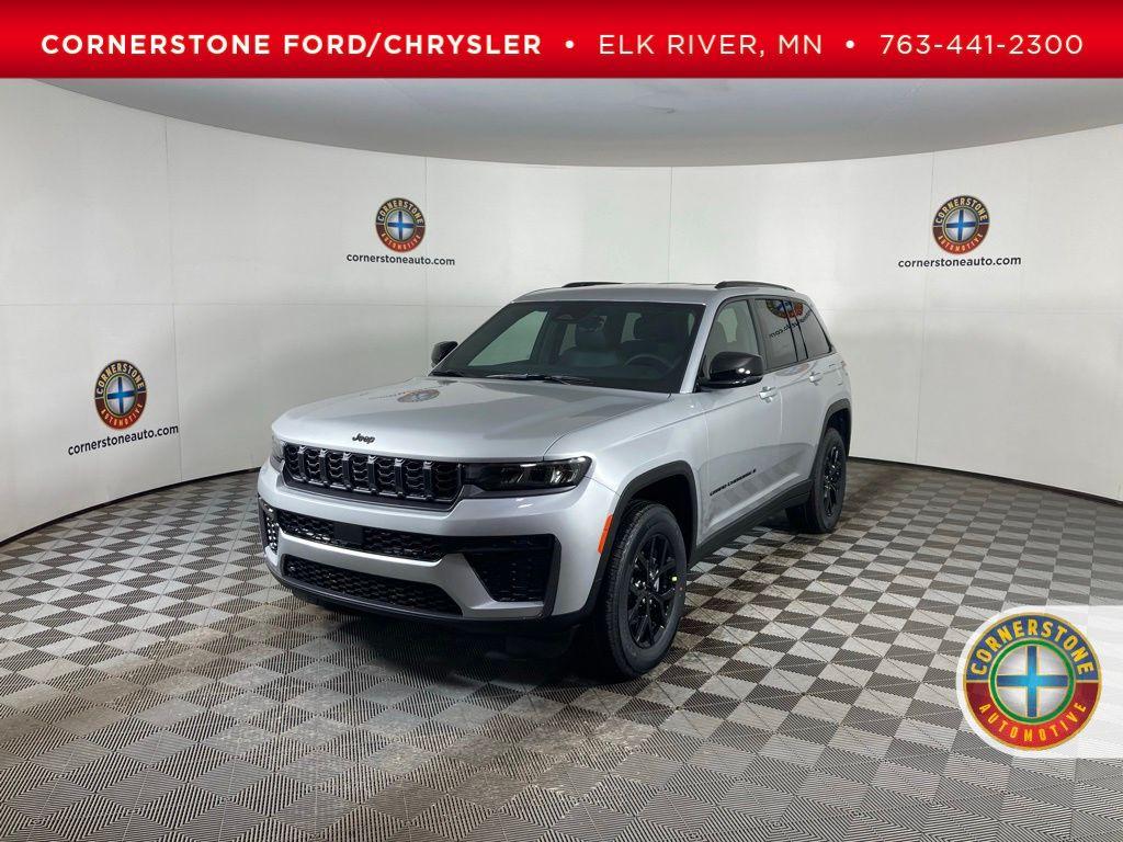 New 2026 Jeep Grand Cherokee Laredo