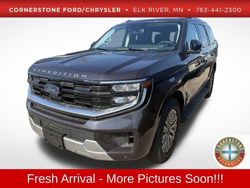 New 2026 Ford Expedition Platinum