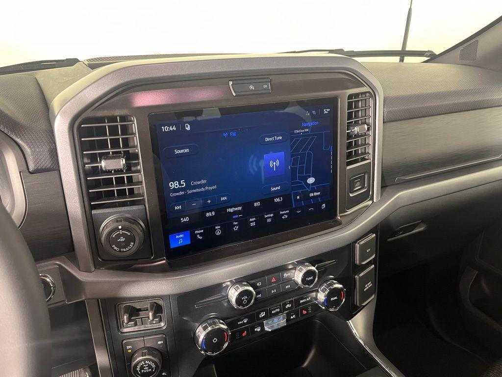 FORD F-150 XLT - 2