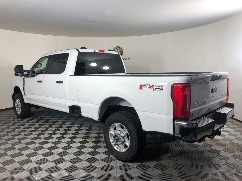 2026 FORD F-350 XLT — миниатюра 18
