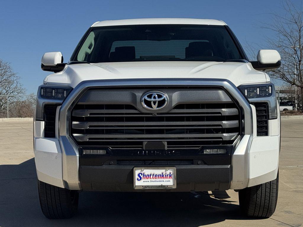 TOYOTA TUNDRA - 7
