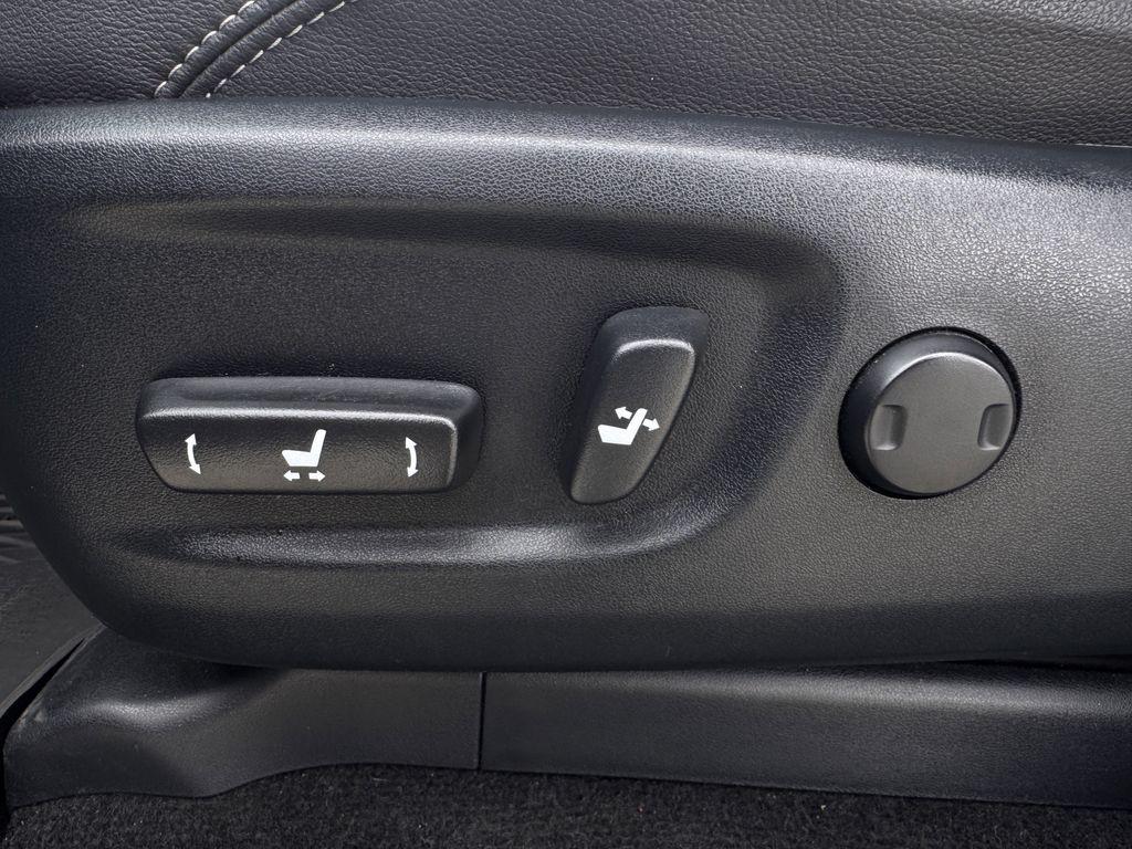 صورة مصغرة 26 لـ 2023 Toyota 4RUNNER SR5 PREMIUM