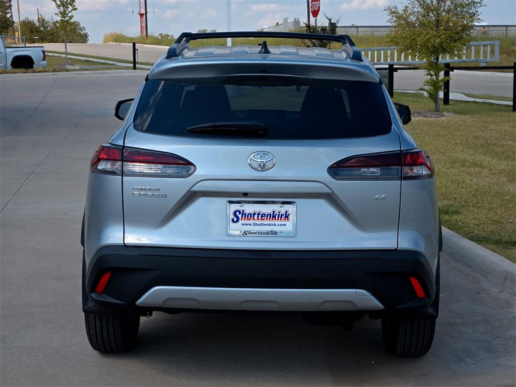 TOYOTA COROLLA CROSS - 5