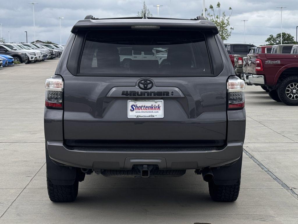 TOYOTA 4RUNNER - 5