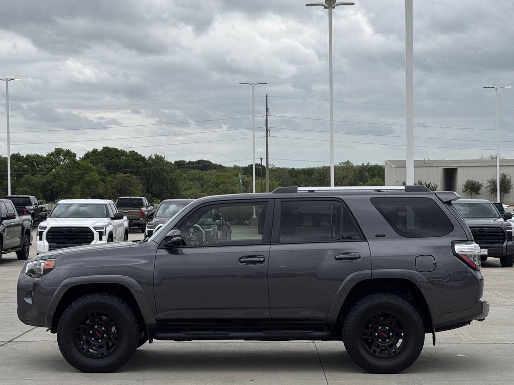 TOYOTA 4RUNNER - 3