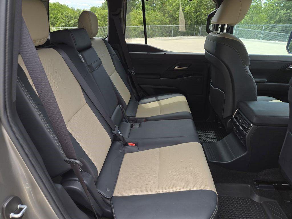2024 Lexus GX 550 OVERTRAIL+ 缩略图 30