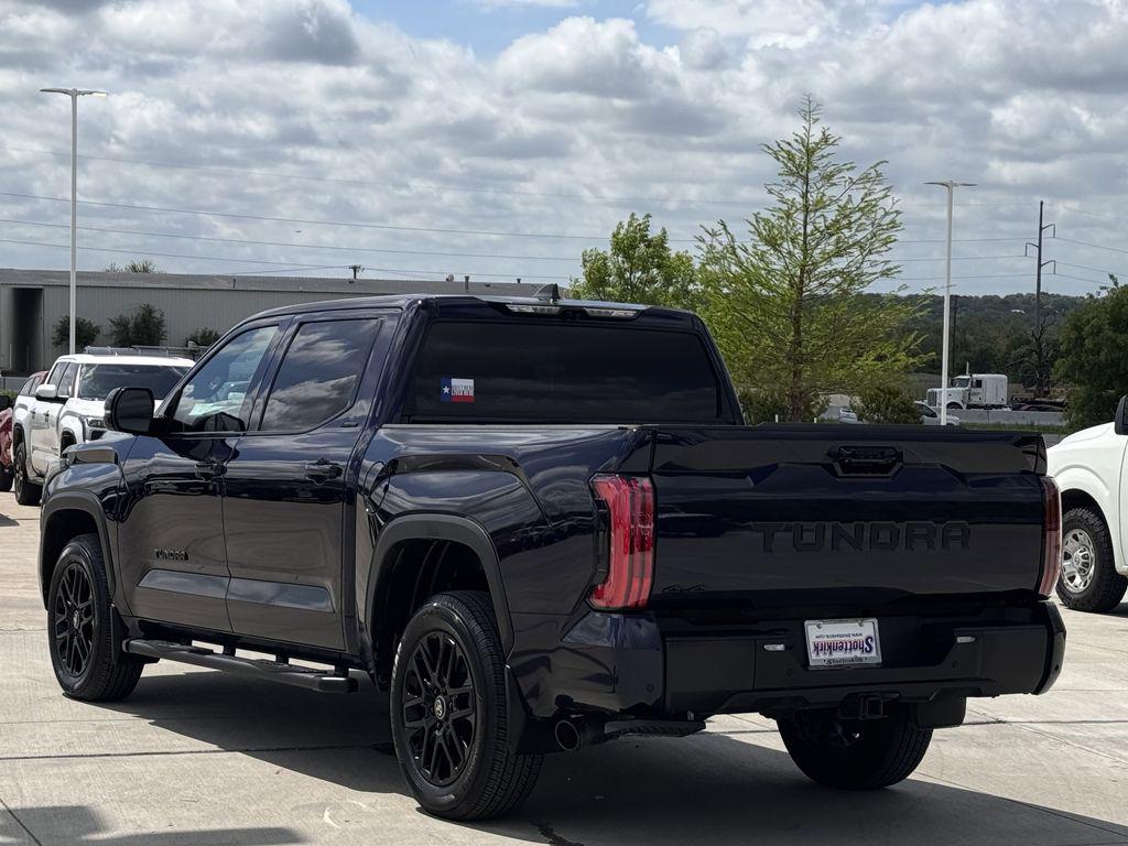 TOYOTA TUNDRA - 4