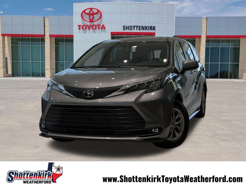 New 2026 Toyota Sienna XLE