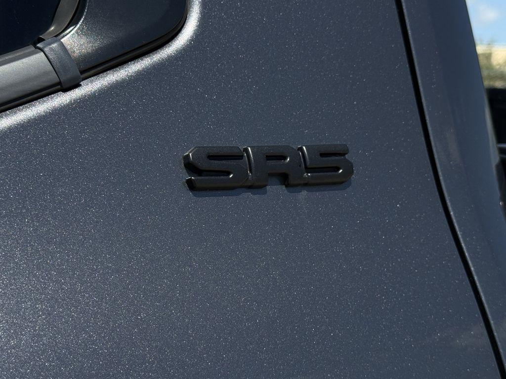 TOYOTA TUNDRA - 8