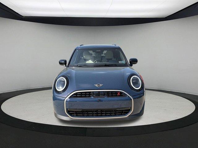 2026 MINI HARDTOP BASE — фото 2