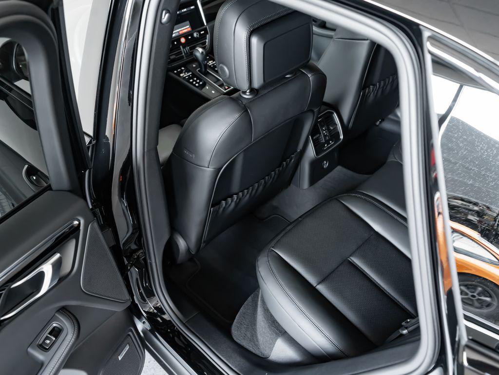 صورة مصغرة 24 لـ 2026 Porsche MACAN