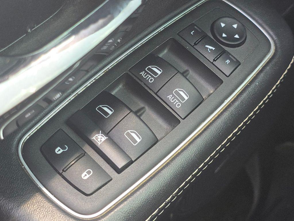 صورة مصغرة 27 لـ 2022 RAM 1500 TRX