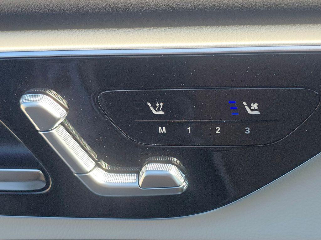 MERCEDES-BENZ GLC - 7