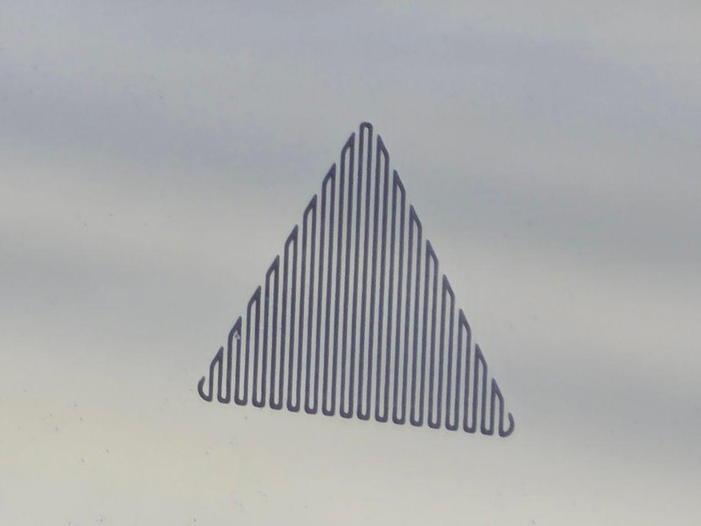 MERCEDES-BENZ E-CLASS - 10