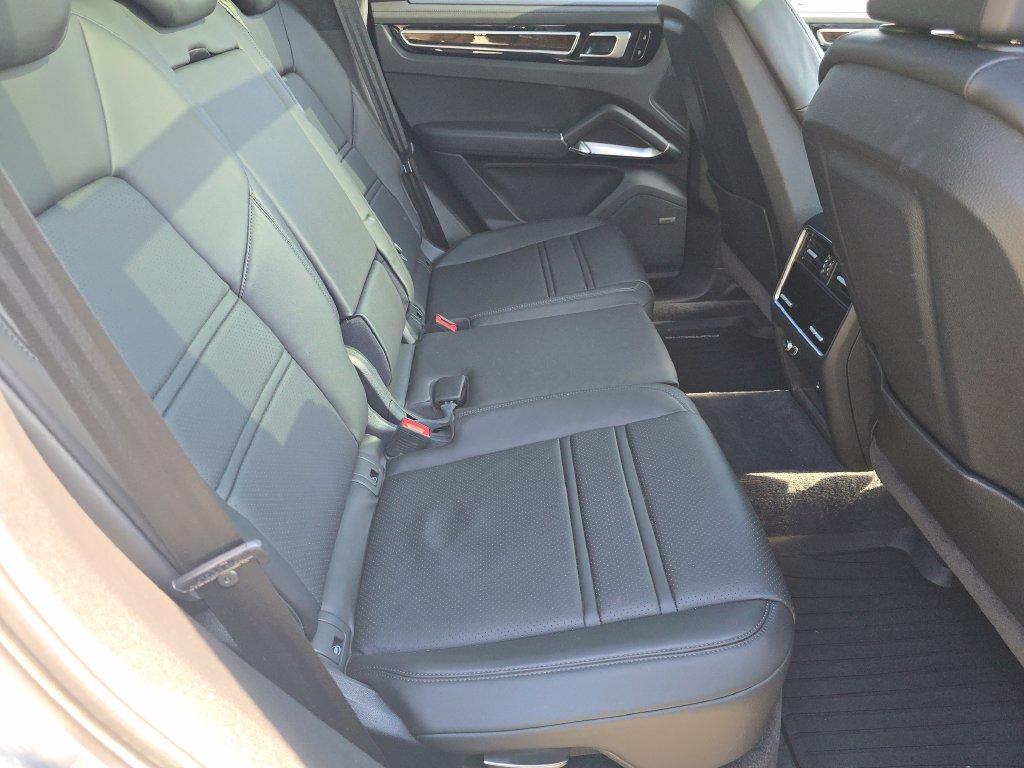 صورة مصغرة 17 لـ 2020 Porsche CAYENNE TURBO