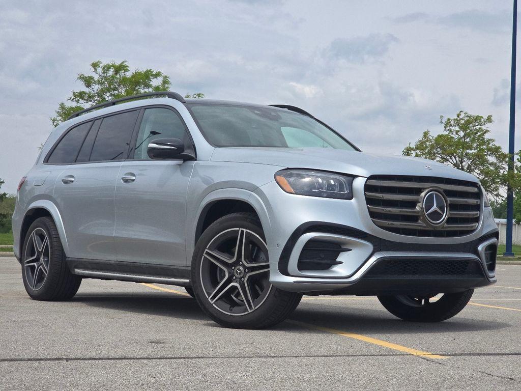 2026 Mercedes-BENZ GLS — фото 1