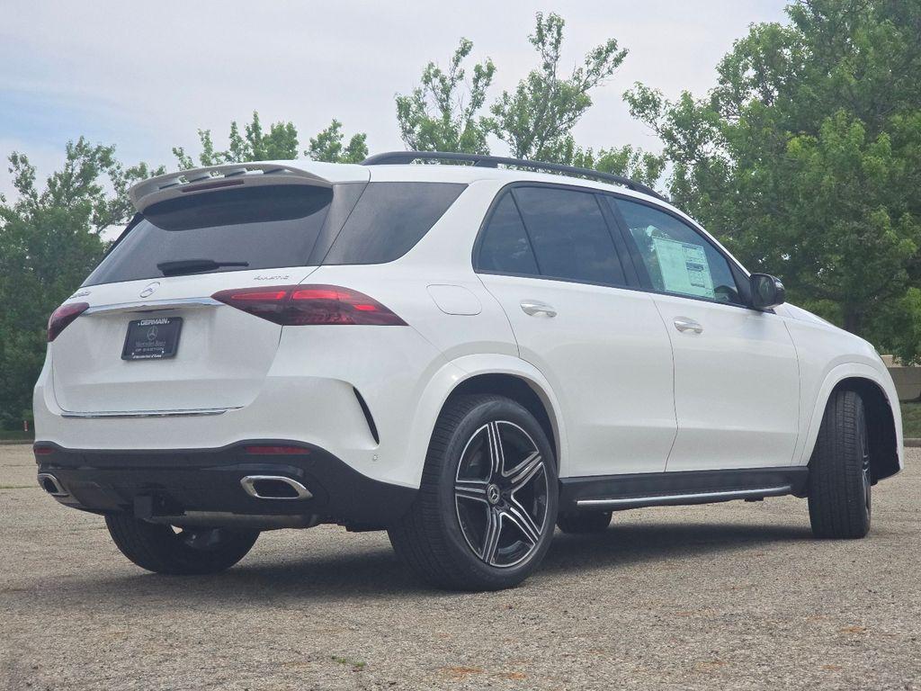 2026 Mercedes-BENZ GLE — миниатюра 16