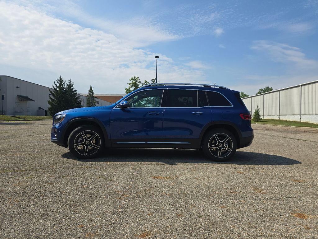 2026 Mercedes-BENZ GLB 缩略图 13