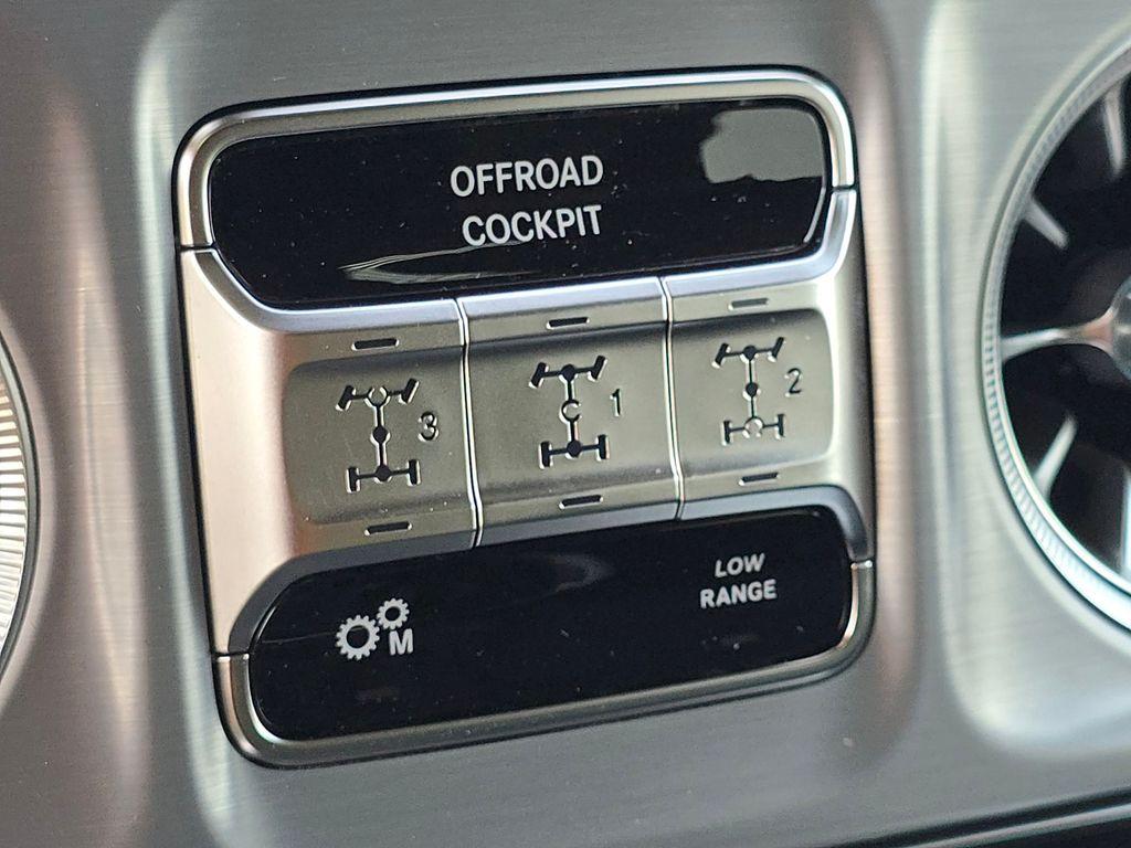 2026 Mercedes-BENZ G-CLASS — миниатюра 30