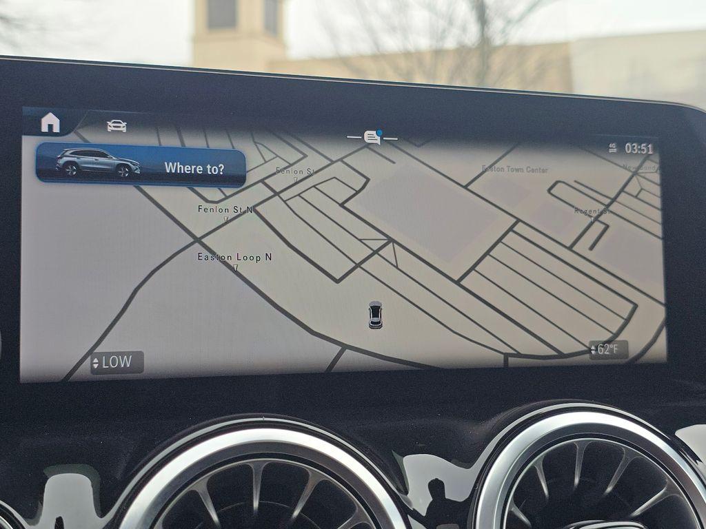 MERCEDES-BENZ GLA - 4