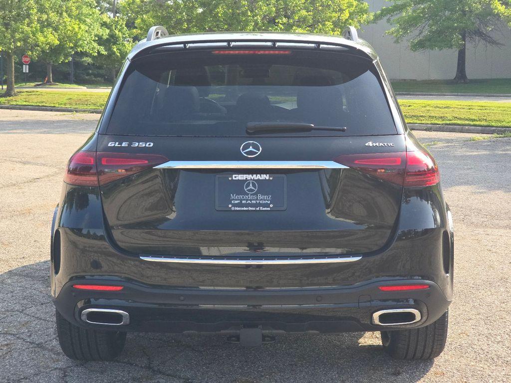 2026 Mercedes-BENZ GLE — миниатюра 15