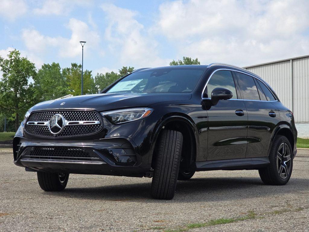2026 Mercedes-BENZ GLC — миниатюра 13