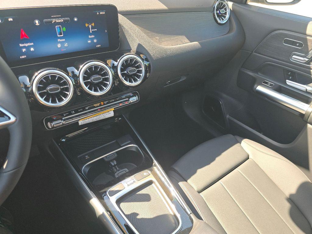 صورة مصغرة 30 لـ 2026 Mercedes-BENZ GLA