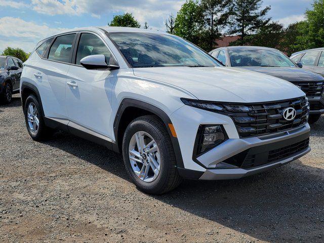 New 2026 Hyundai TUCSON SE