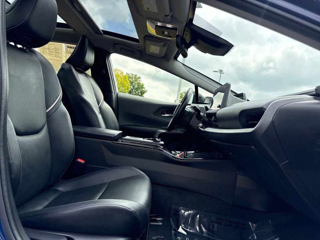 2023 Toyota PRIUS XLE — миниатюра 29