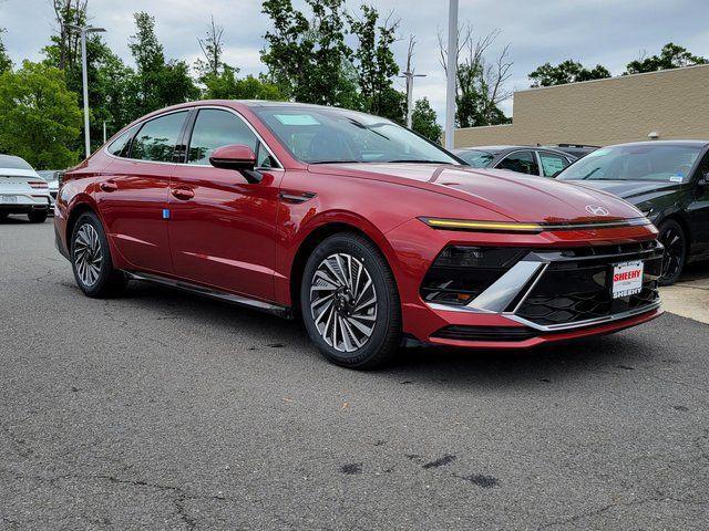 New 2026 Hyundai SONATA Hybrid SE