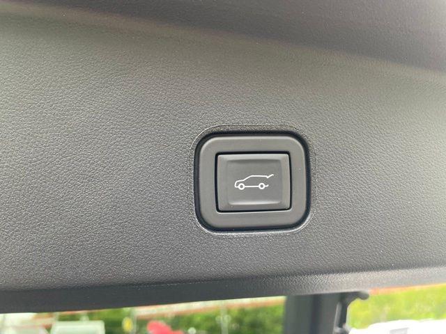 صورة 9 لـ 2026 Cadillac LYRIQ SIGNATURE LUXURY
