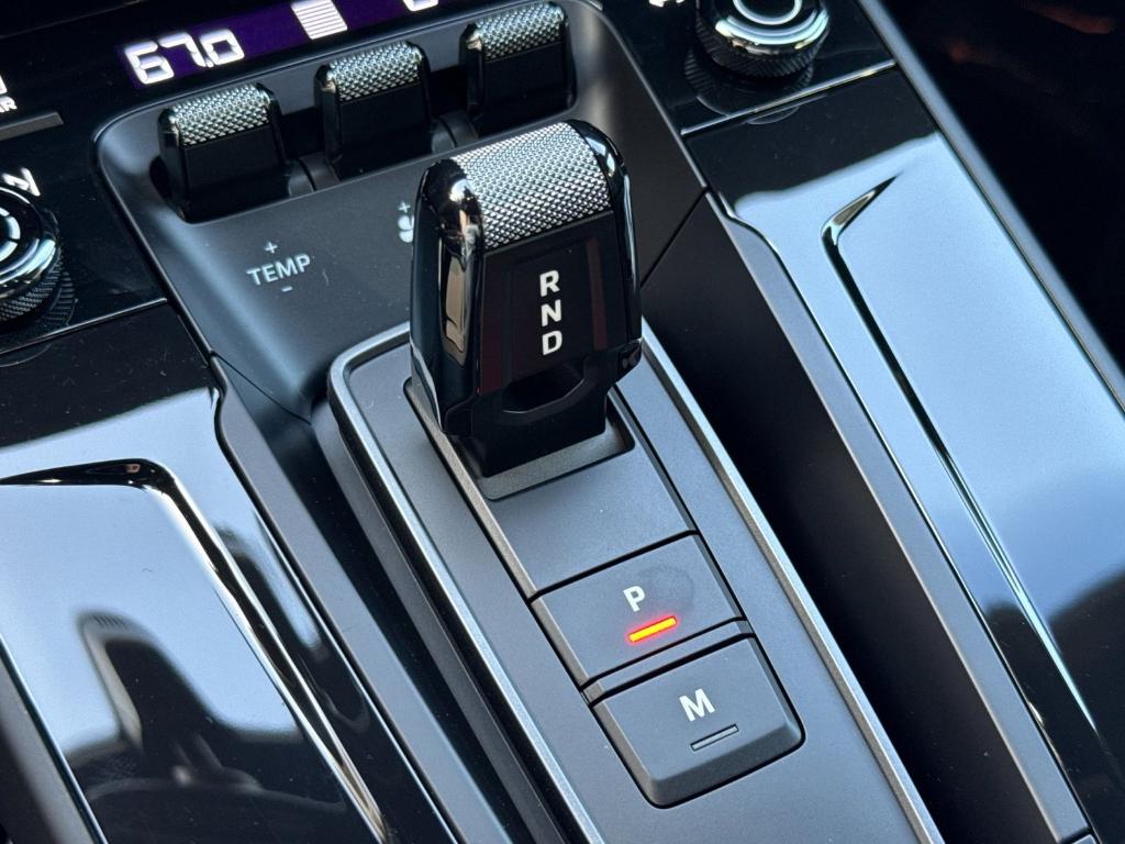 2026 Porsche 911 CARRERA 4 GTS 缩略图 23