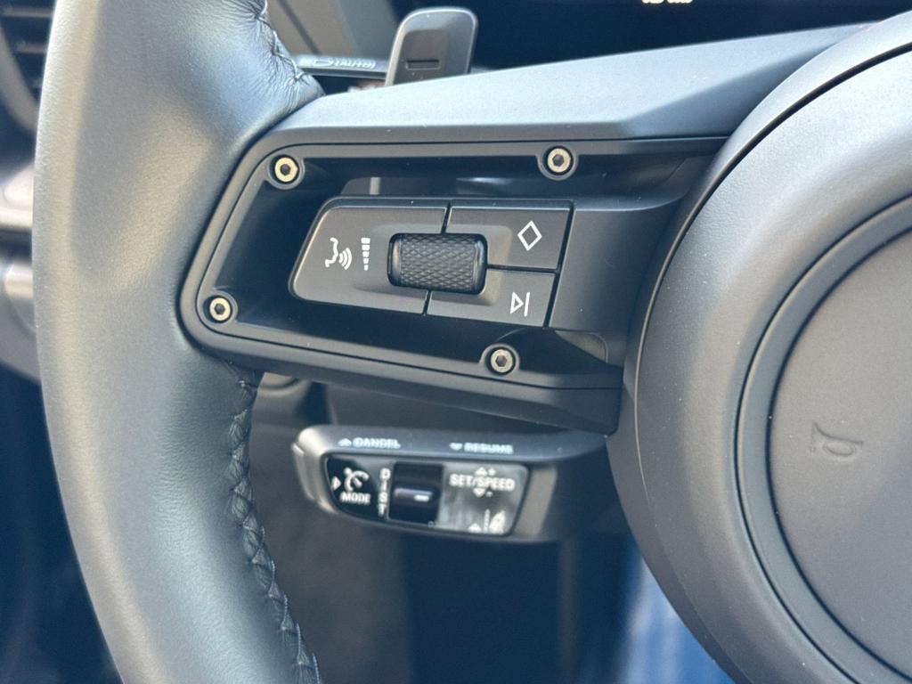 2026 Porsche 911 CARRERA 4 GTS 缩略图 26