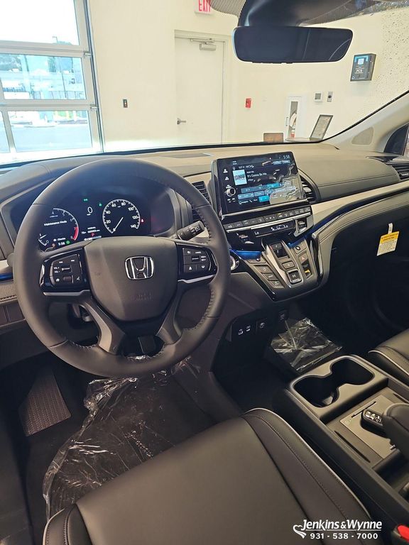 2026 Honda ODYSSEY TOURING — фото 5
