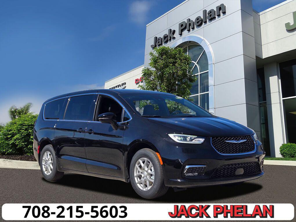 New 2026 Chrysler Pacifica L