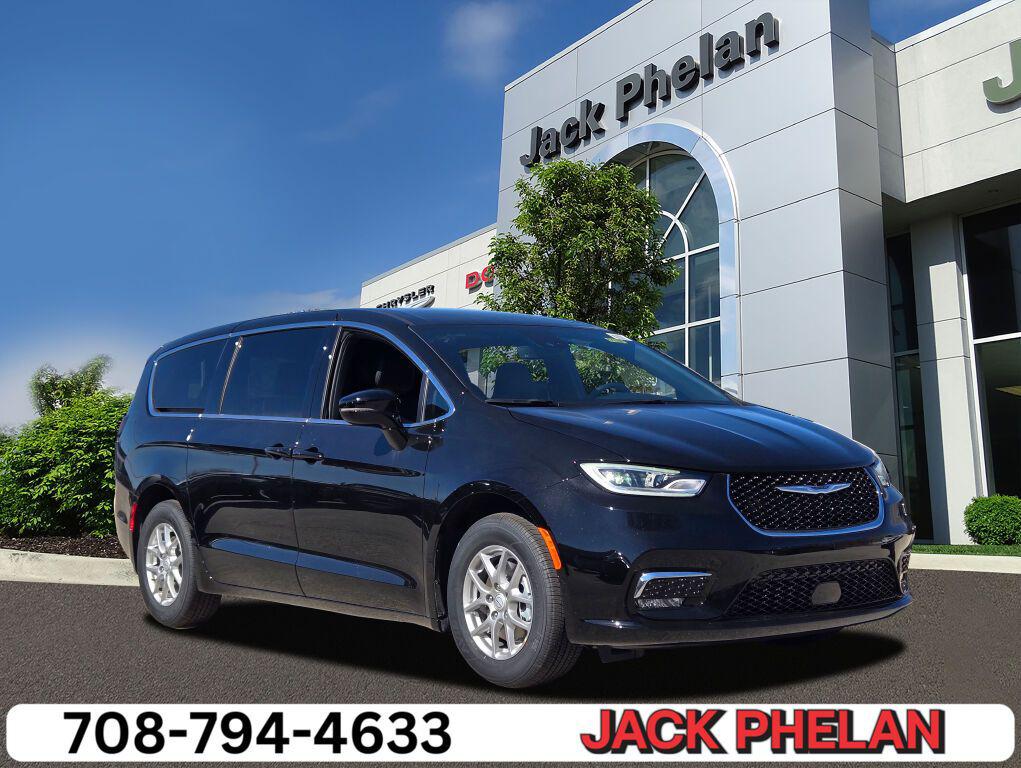 New 2026 Chrysler Pacifica L