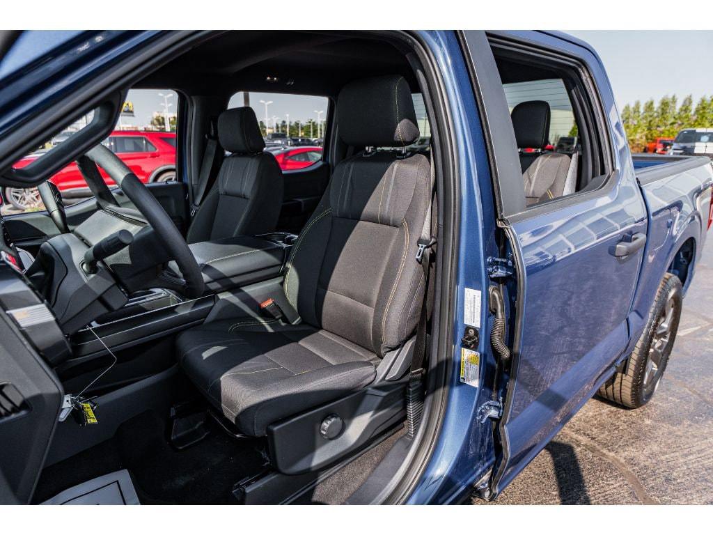 FORD F-150 STX - 8